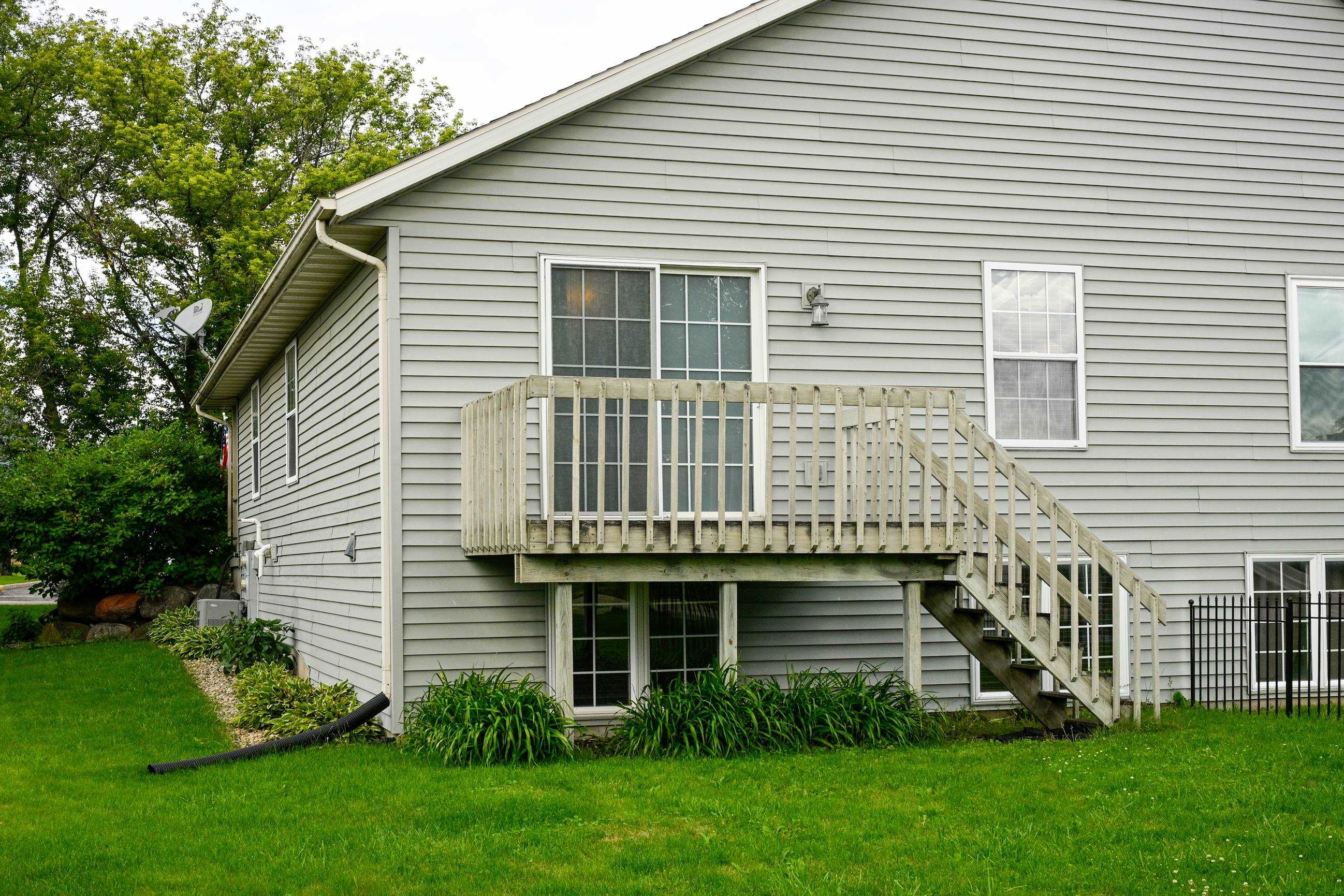 403 Hanson Road Stoughton, WI 53589 - Photo 33 of 42