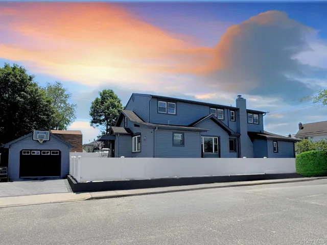 $1,099,999 | 360 Franklin Avenue, Hewlett, NY 11557