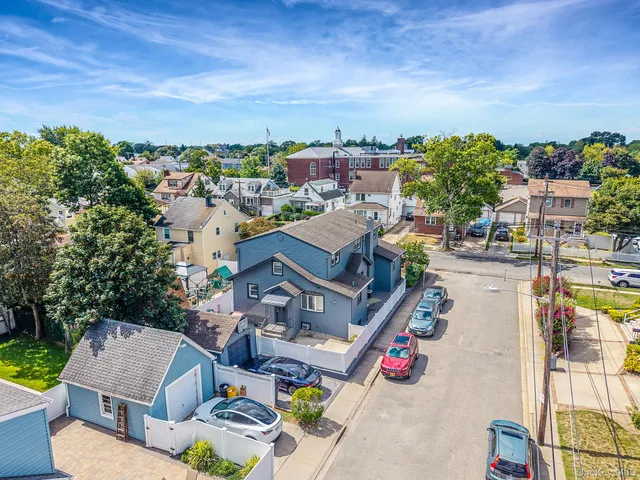 $1,099,999 | 360 Franklin Avenue, Hewlett, NY 11557