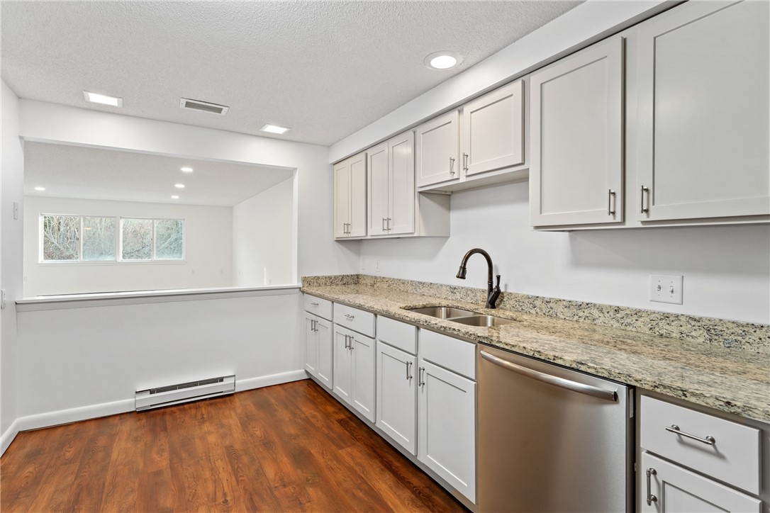 30 Argyle Avenue, Unit 206 Riverside, RI 02915 - Photo 14 of 32