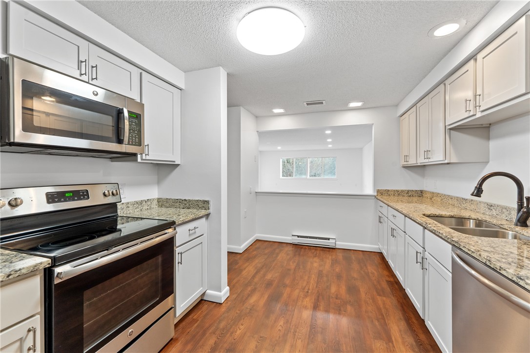 30 Argyle Avenue, Unit 206 Riverside, RI 02915 - Photo 15 of 32