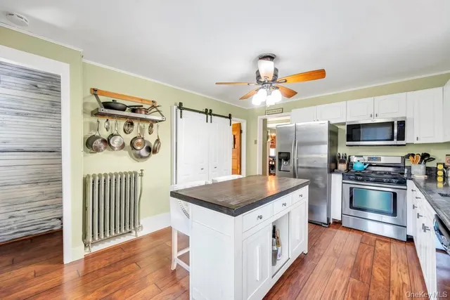 $899,000 | 204 Myrtle Avenue, Port Jefferson, NY 11777