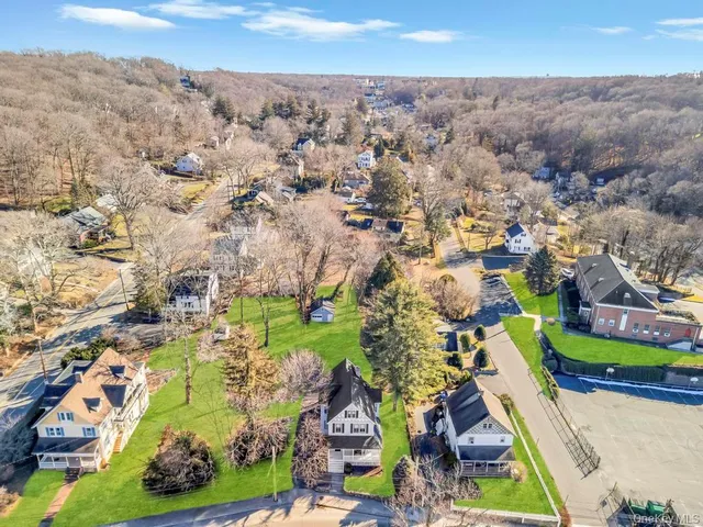 $899,000 | 204 Myrtle Avenue, Port Jefferson, NY 11777