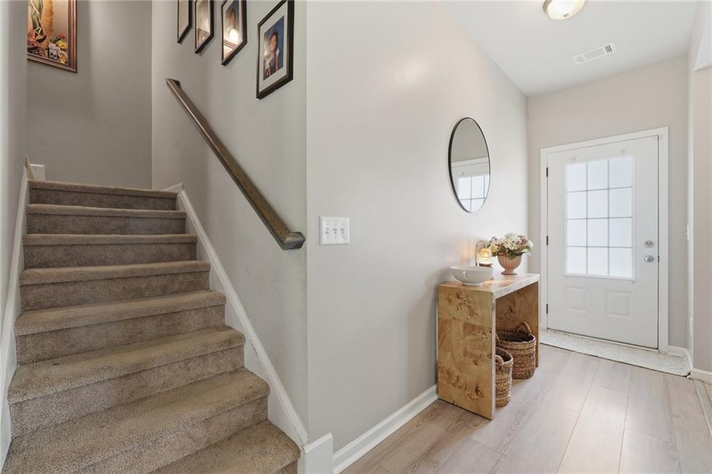 110 Finley Drive Commerce, GA 30529 - Photo 3 of 25