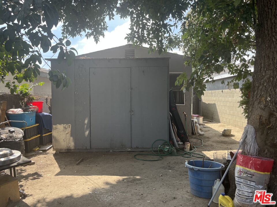 619 West Cherry Street Compton, CA 90222 - Photo 15 of 16