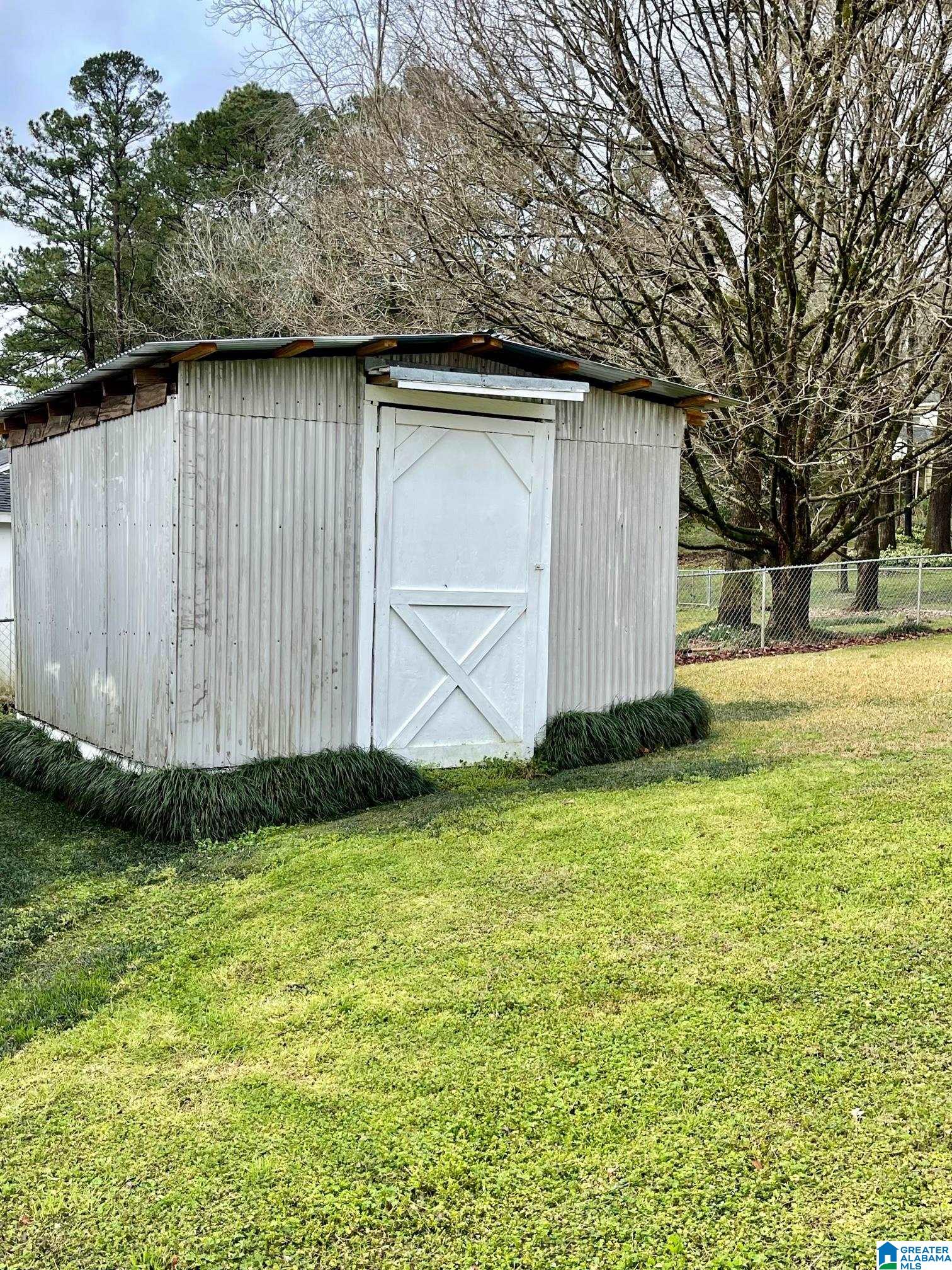 1805 Linden Street Leeds, AL 35094 - Photo 5 of 22