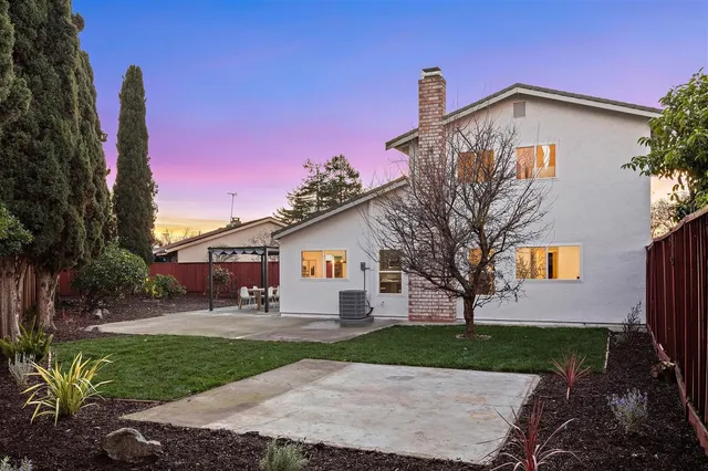 $1,298,000 | 32325 Pegasus Court, Union City, CA 94587