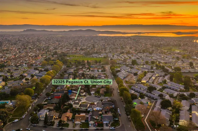 $1,298,000 | 32325 Pegasus Court, Union City, CA 94587