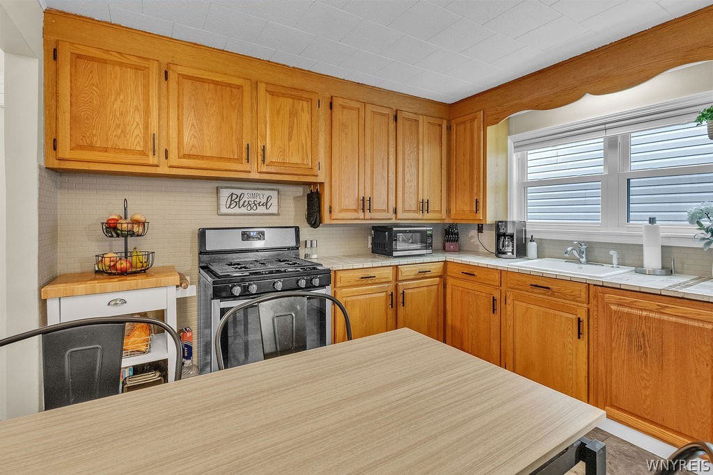465 Walck Road North Tonawanda, NY 14120 - Photo 23 of 50 Kitchen