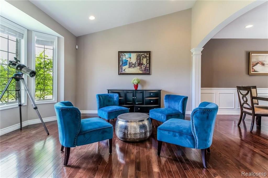 4906 Stonehenge Drive Rochester, MI 48306 - Photo 12 of 53