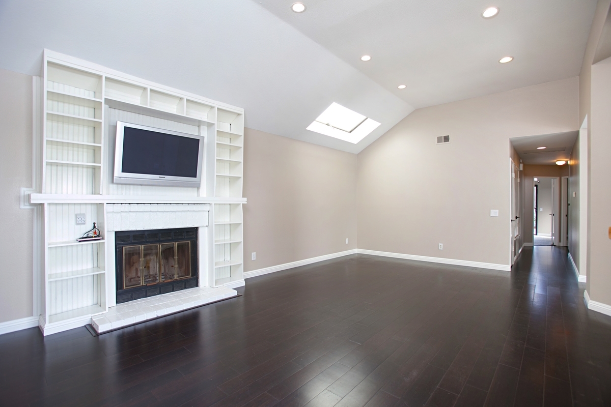 830 Bluewater Road Carlsbad, CA 92011 - Photo 5 of 14