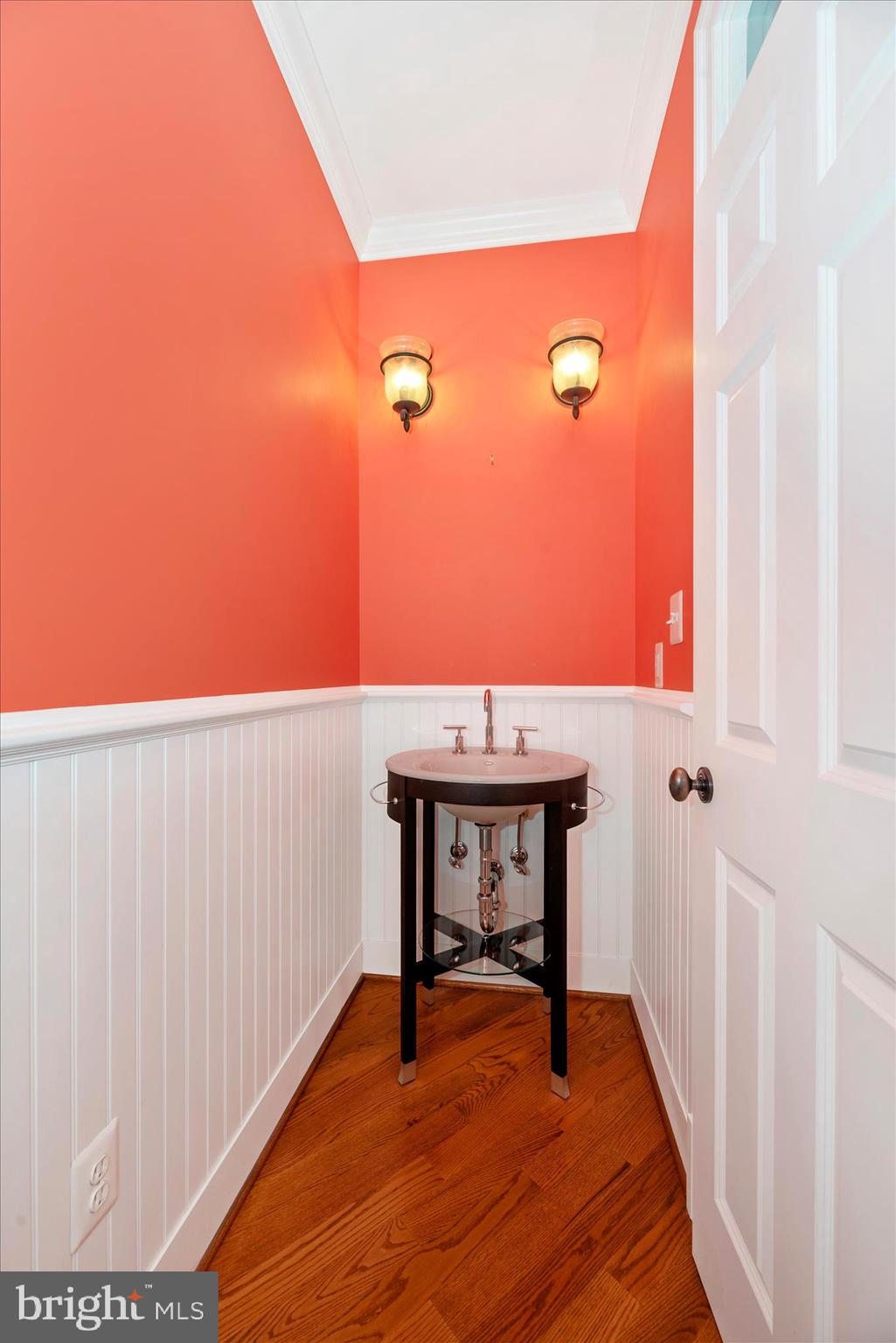 6216 Mt Phillip Road Frederick, MD 21703 - Photo 22 of 58 Powder Room