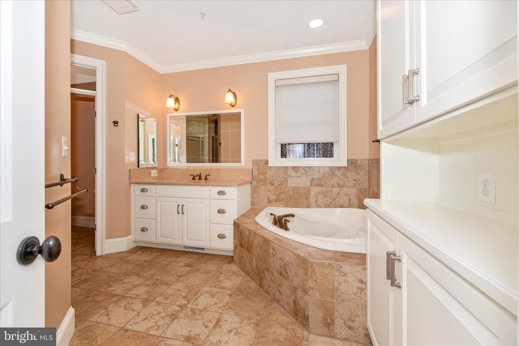 6216 Mt Phillip Road Frederick, MD 21703 - Photo 30 of 58 Primary Bathroom