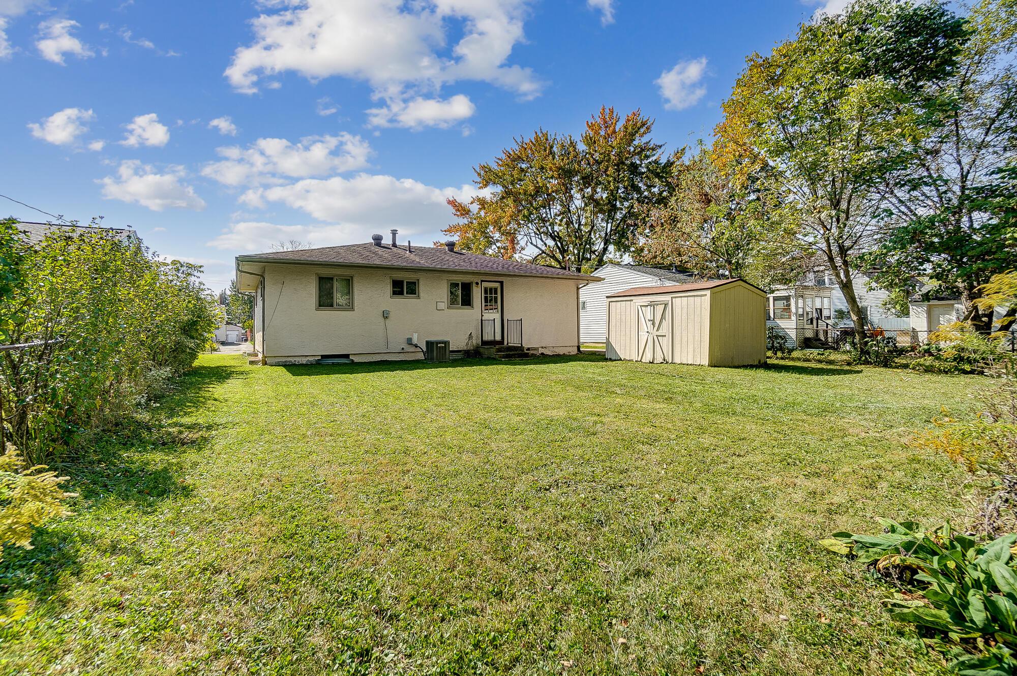 2094 Ward Road Columbus, OH 43224 - Photo 34 of 35 037