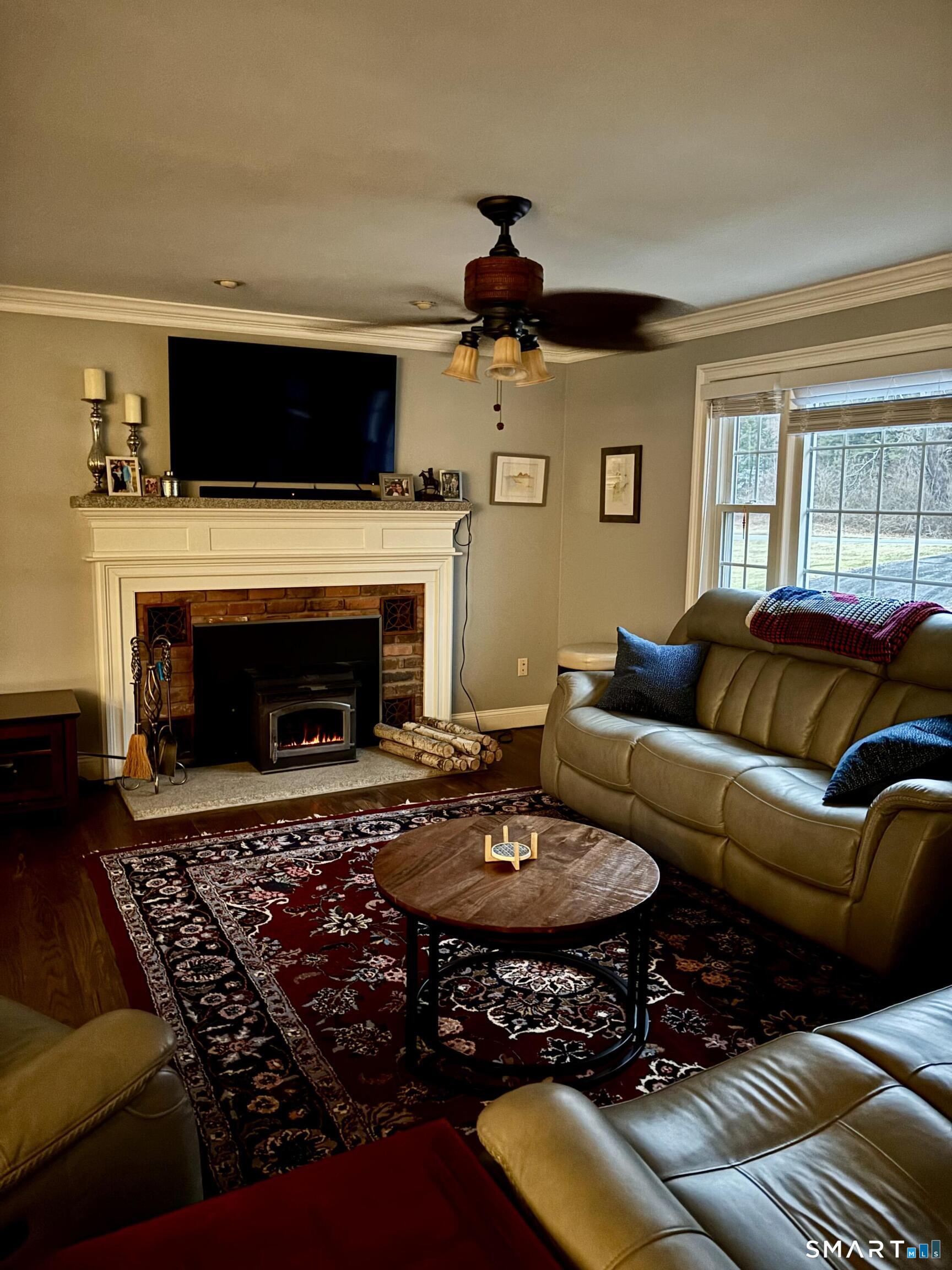 19 Botsford Hill Road Newtown, CT 06470 - Photo 8 of 11