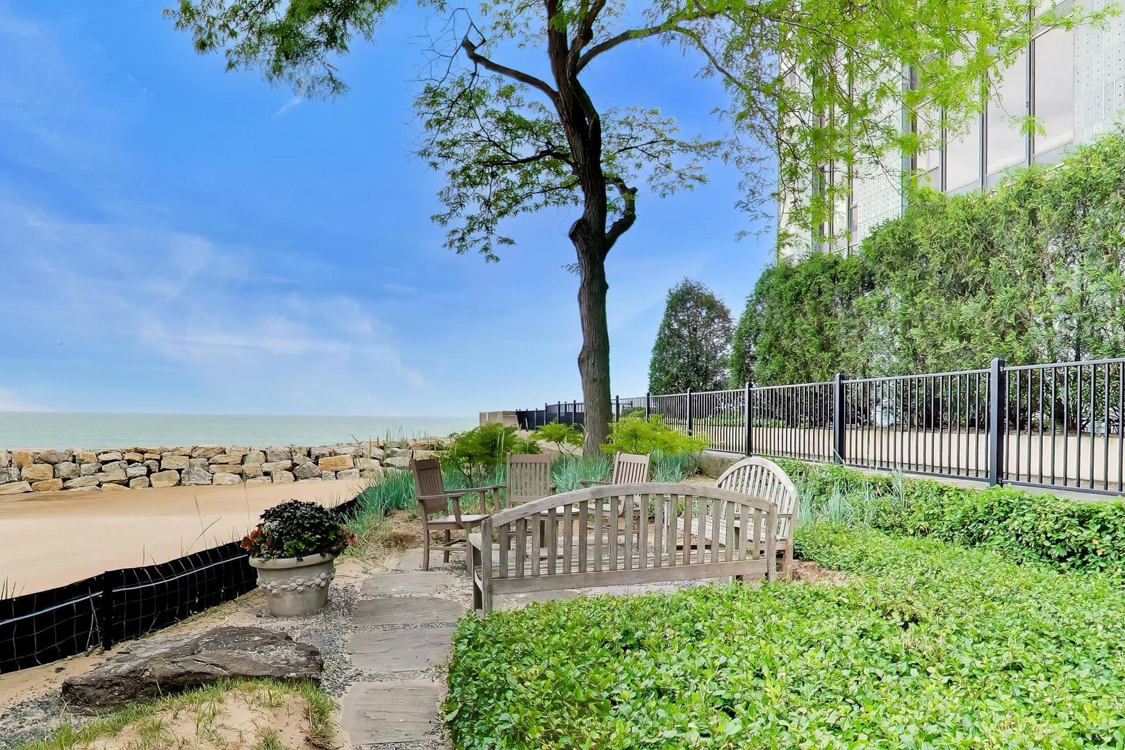 1440 Sheridan Road, Unit 706 Wilmette, IL 60091 - Photo 19 of 23