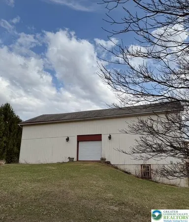 $714,900 | 5934 Kernsville Road, Orefield, PA 18069