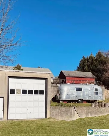 $714,900 | 5934 Kernsville Road, Orefield, PA 18069