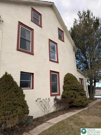 $714,900 | 5934 Kernsville Road, Orefield, PA 18069