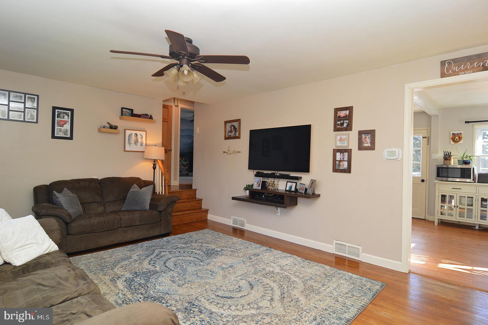 102 Eric Avenue Reading, PA 19607 - Photo 7 of 49