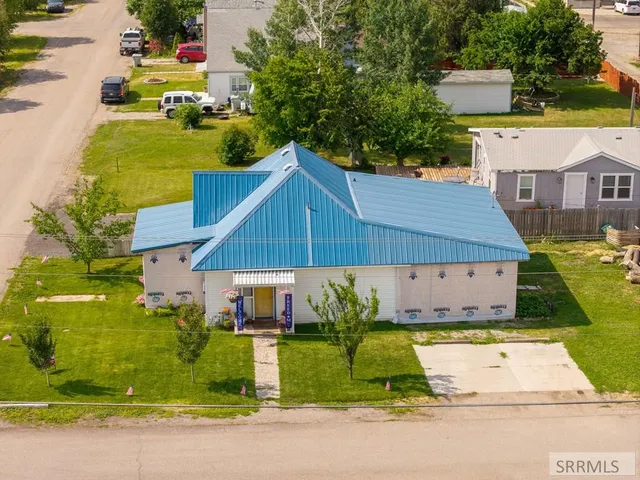 $249,500 | 485 Commercial Street, Inkom, ID 83245