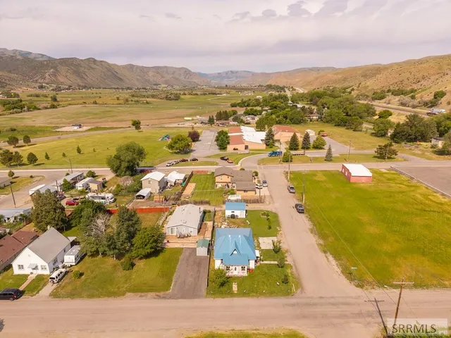 $249,500 | 485 Commercial Street, Inkom, ID 83245