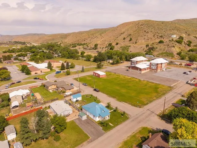 $249,500 | 485 Commercial Street, Inkom, ID 83245