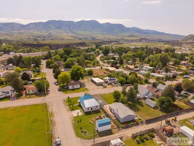 $249,500 | 485 Commercial Street, Inkom, ID 83245
