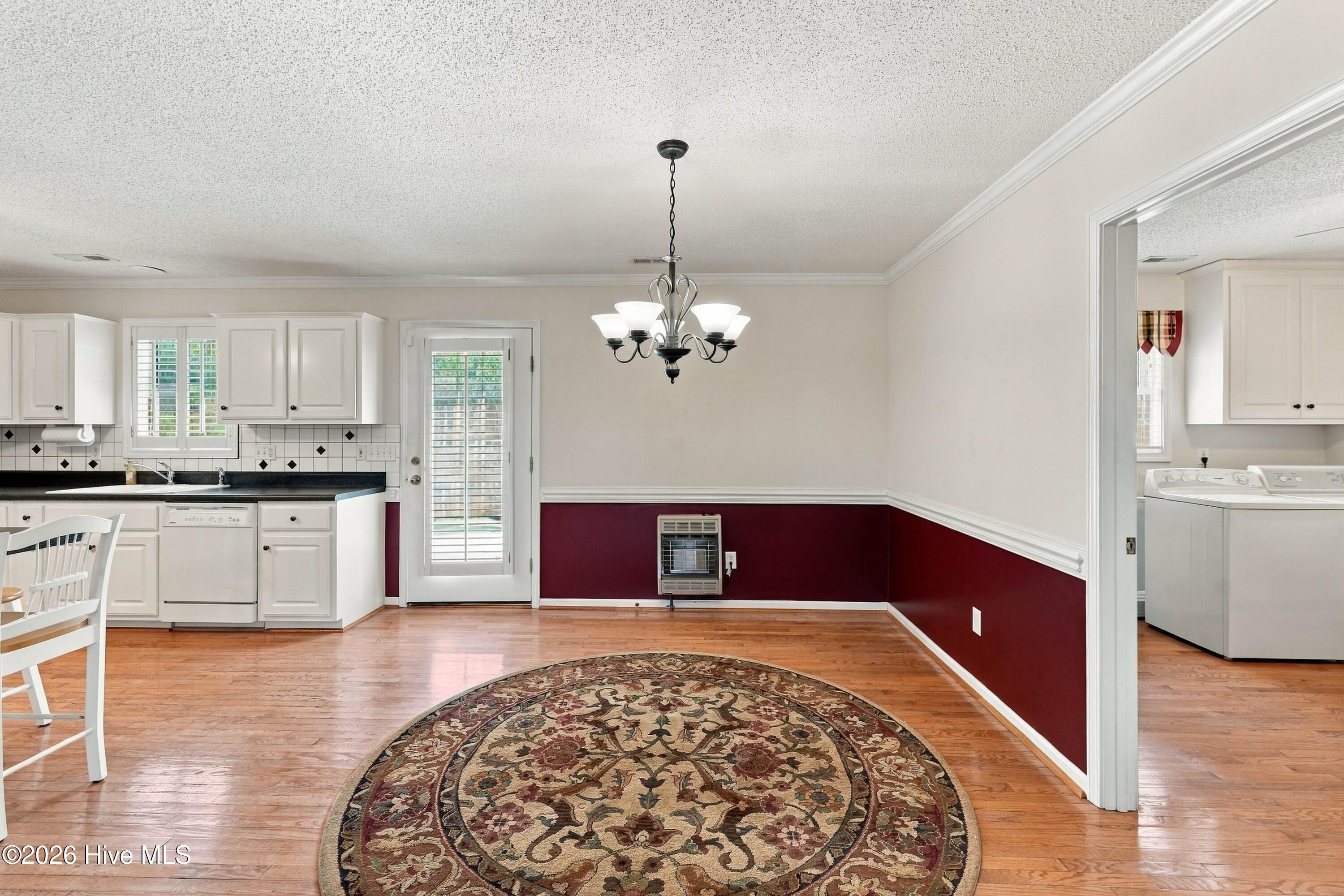 344 Ludie Brown Road Chinquapin, NC 28521 - Photo 11 of 47 11_kitchen & dining area