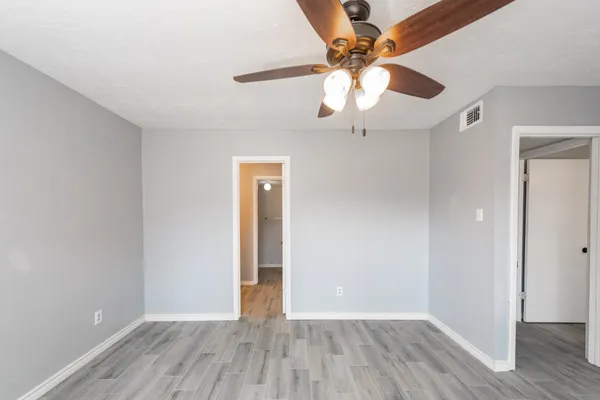 $1,800 | 3323 Silverside Drive, Katy, TX 77449