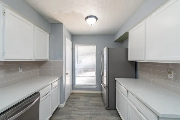 $1,800 | 3323 Silverside Drive, Katy, TX 77449