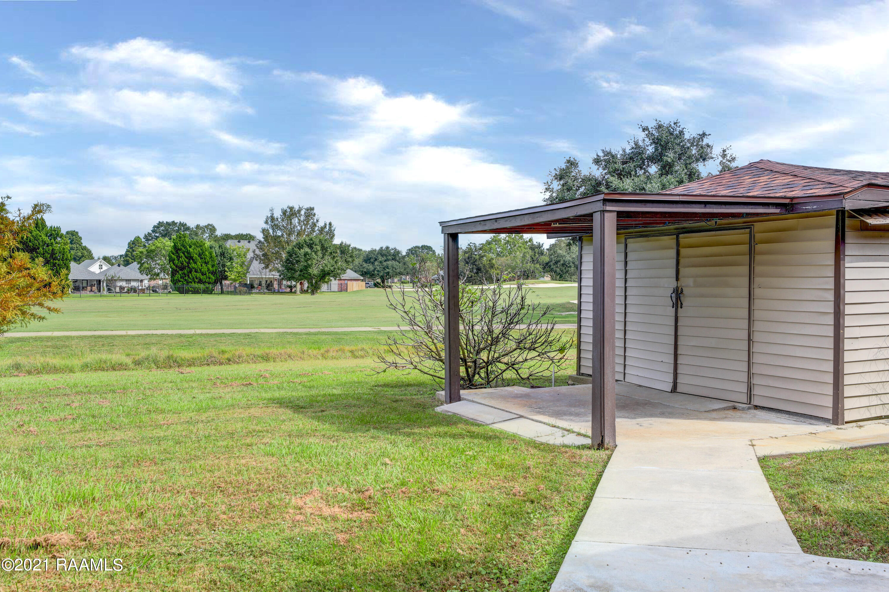 742 Hummingbird Lane New Iberia, LA 70560 - Photo 48 of 50 742 Hummingbird Ln-42