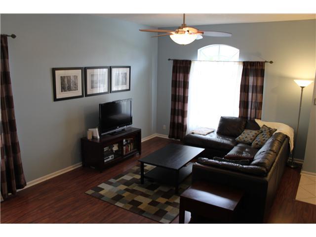 2492 Southeast Springtree Place Stuart, FL 34997 - Photo 3 of 9 Gallery Image 3