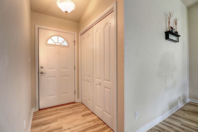 3915 Pebblebrook Lane Champaign, IL 61822 - Photo 2 of 19