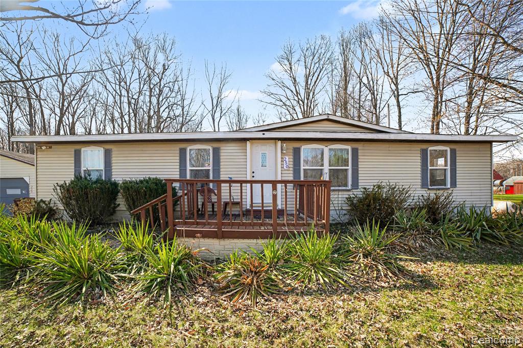 250 South Leaton Road Mount Pleasant, MI 48858 - Photo 1 of 18