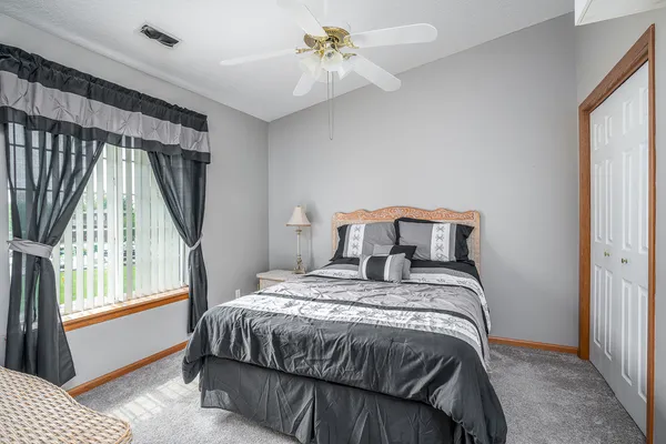 $249,500 | 2958 Holiday Court, Unit 9, Bettendorf, IA 52722
