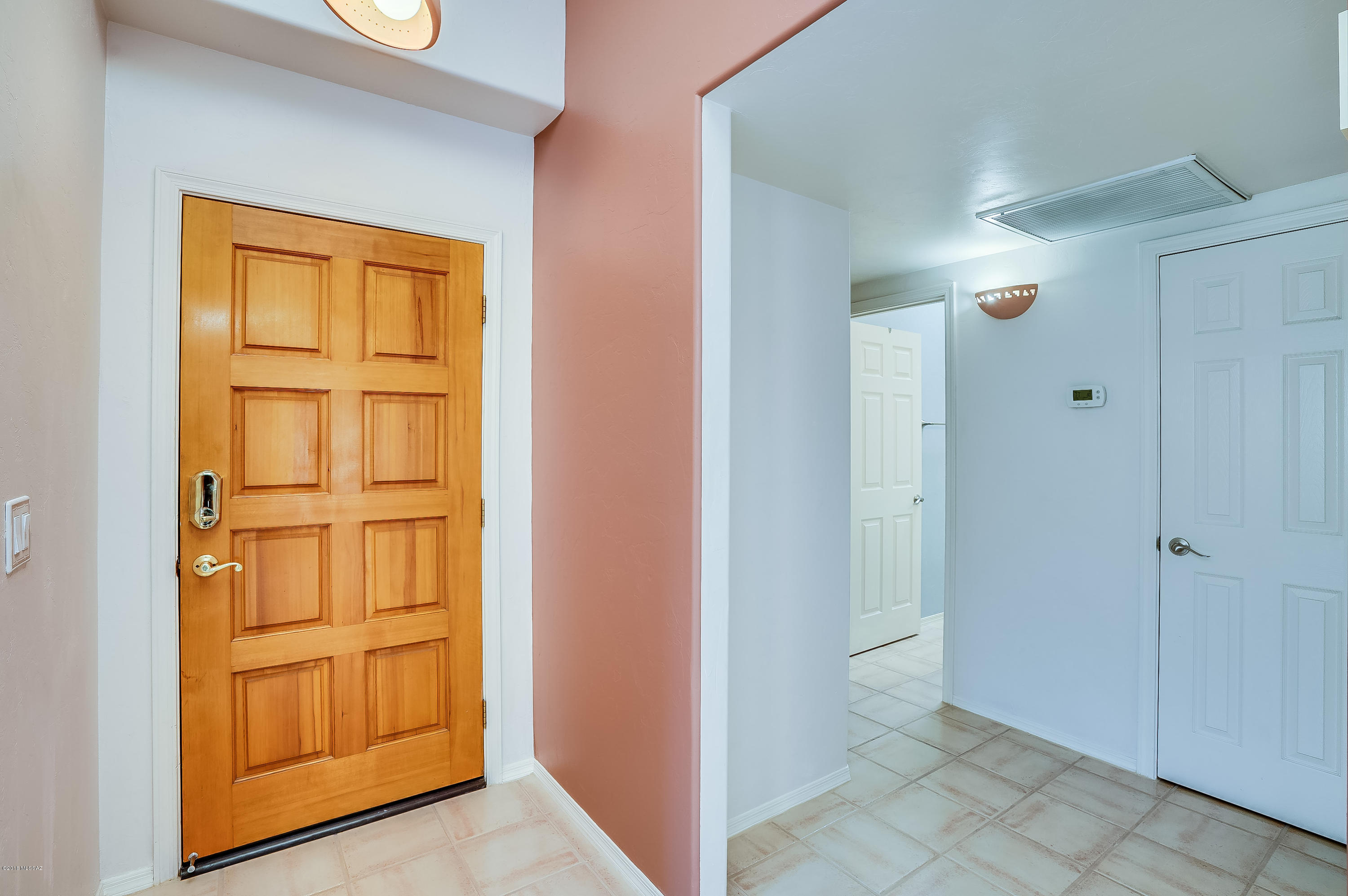 60 Silverado Oro Valley, AZ 85737 - Photo 7 of 50