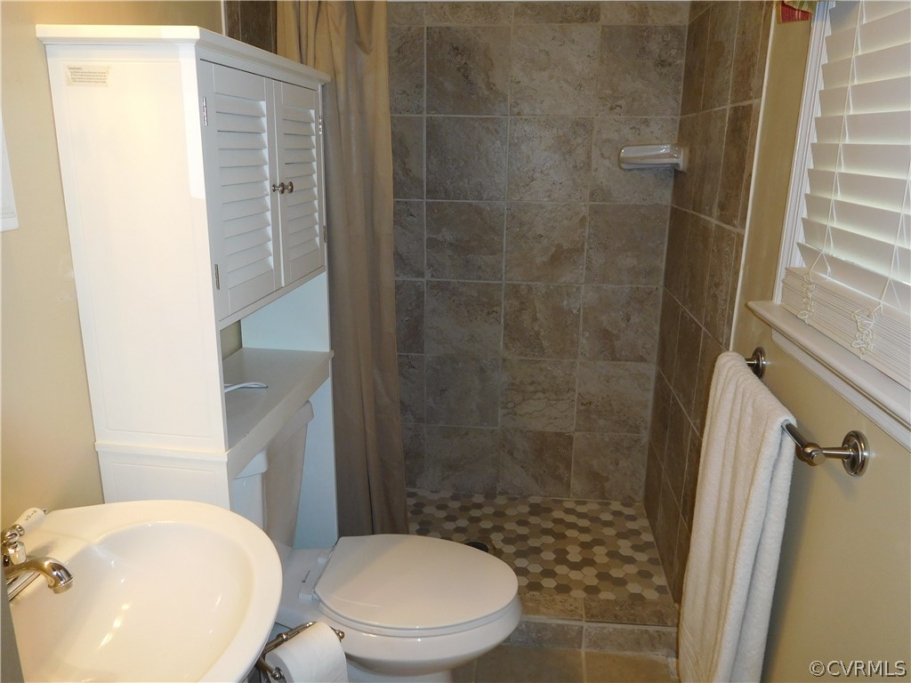 1756 Reams Road Powhatan, VA 23139 - Photo 13 of 15 Remolded master bath