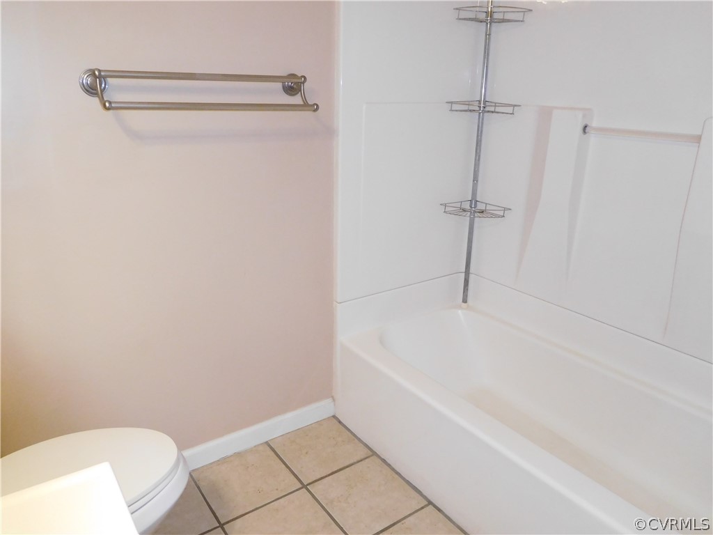 1756 Reams Road Powhatan, VA 23139 - Photo 8 of 15 Hall bath with tub and shower