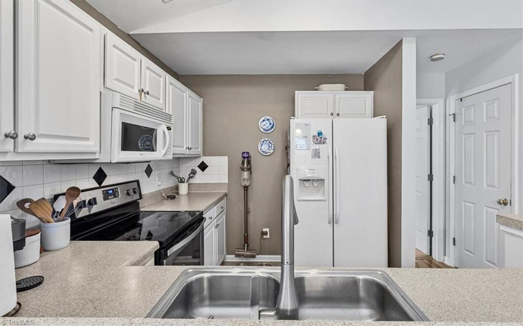 754 Hitchcock Way High Point, NC 27265 - Photo 14 of 32