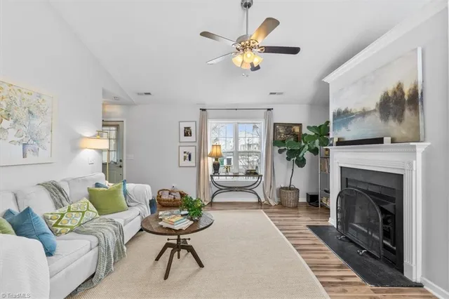 $225,000 | 754 Hitchcock Way, High Point, NC 27265