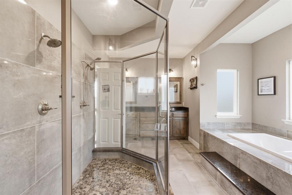 1012 Justin Drive Springtown, TX 76082 - Photo 19 of 40