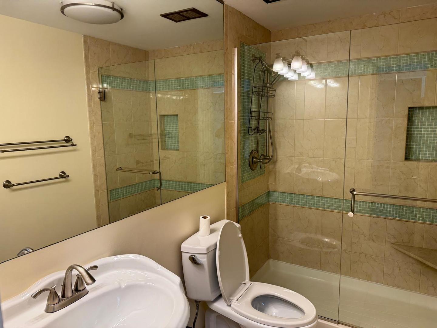 101 Bar Harbour Road, Unit 6A Schaumburg, IL 60193 - Photo 23 of 32 a bathroom with a sink toilet and shower