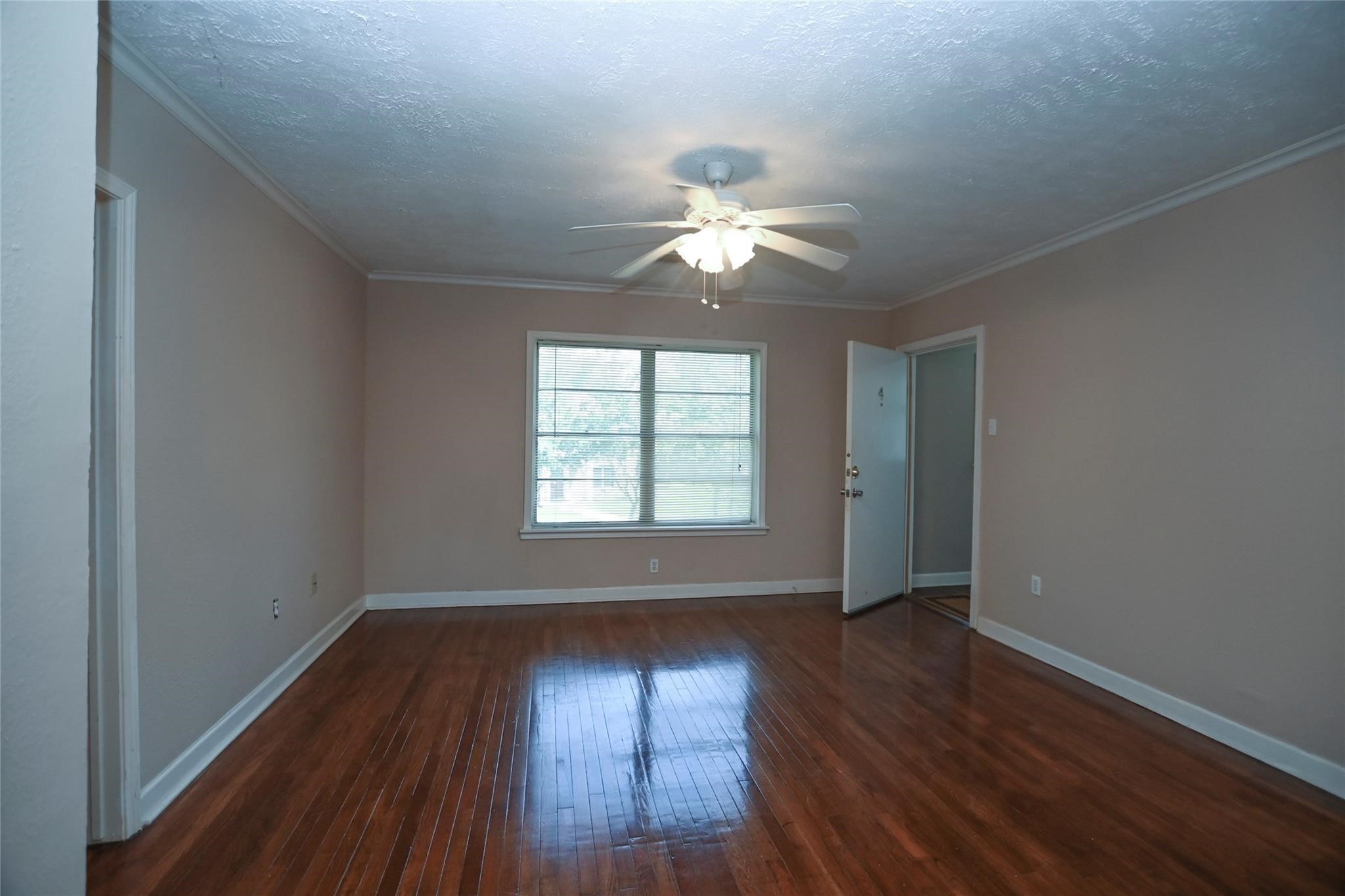 2003 McClendon Street, Unit 4 Houston, TX 77030 - Photo 2 of 19