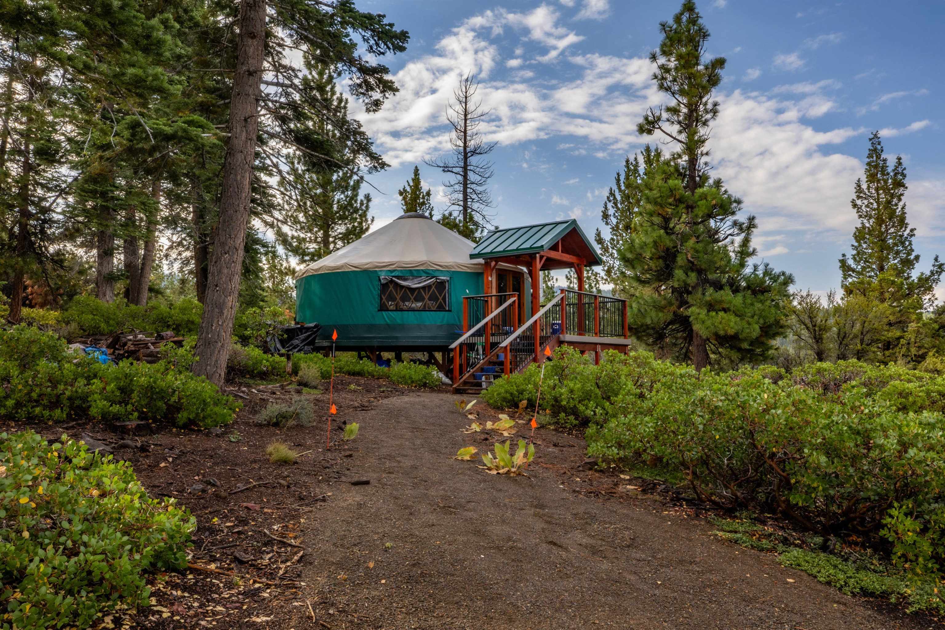 17545 Close Call Ridge Truckee, CA 96161 - Photo 1 of 28
