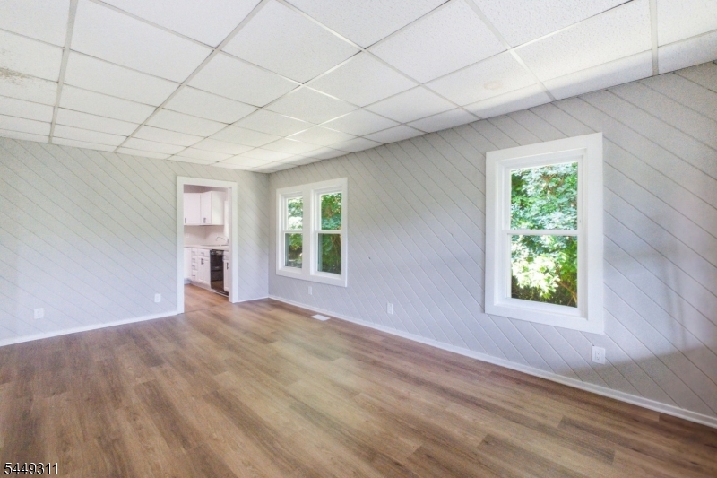 185 Main Street Andover, NJ 07821 - Photo 6 of 20