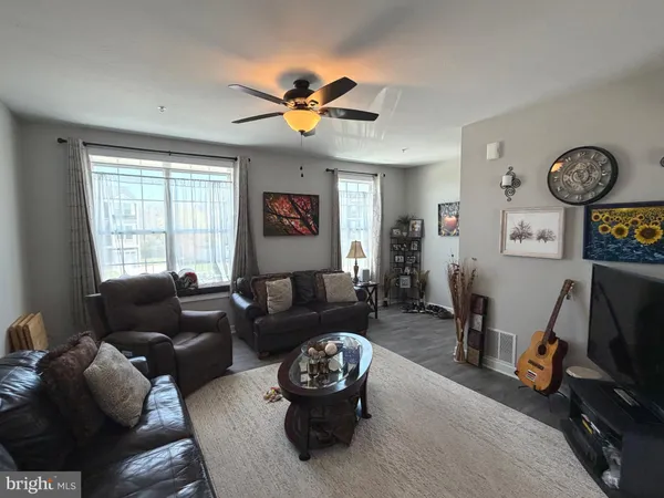 $310,000 | 522 Charles Avenue, Hanover, PA 17331