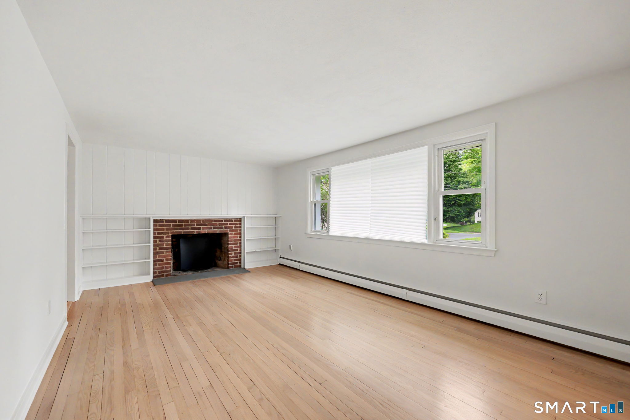 27 Apple Lane Redding, CT 06896 - Photo 10 of 40