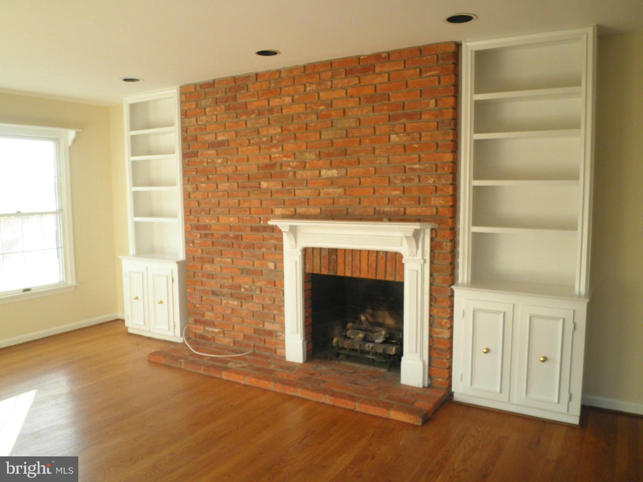 8019 Chestnut Grove Road Frederick, MD 21701 - Photo 12 of 28 Family Room