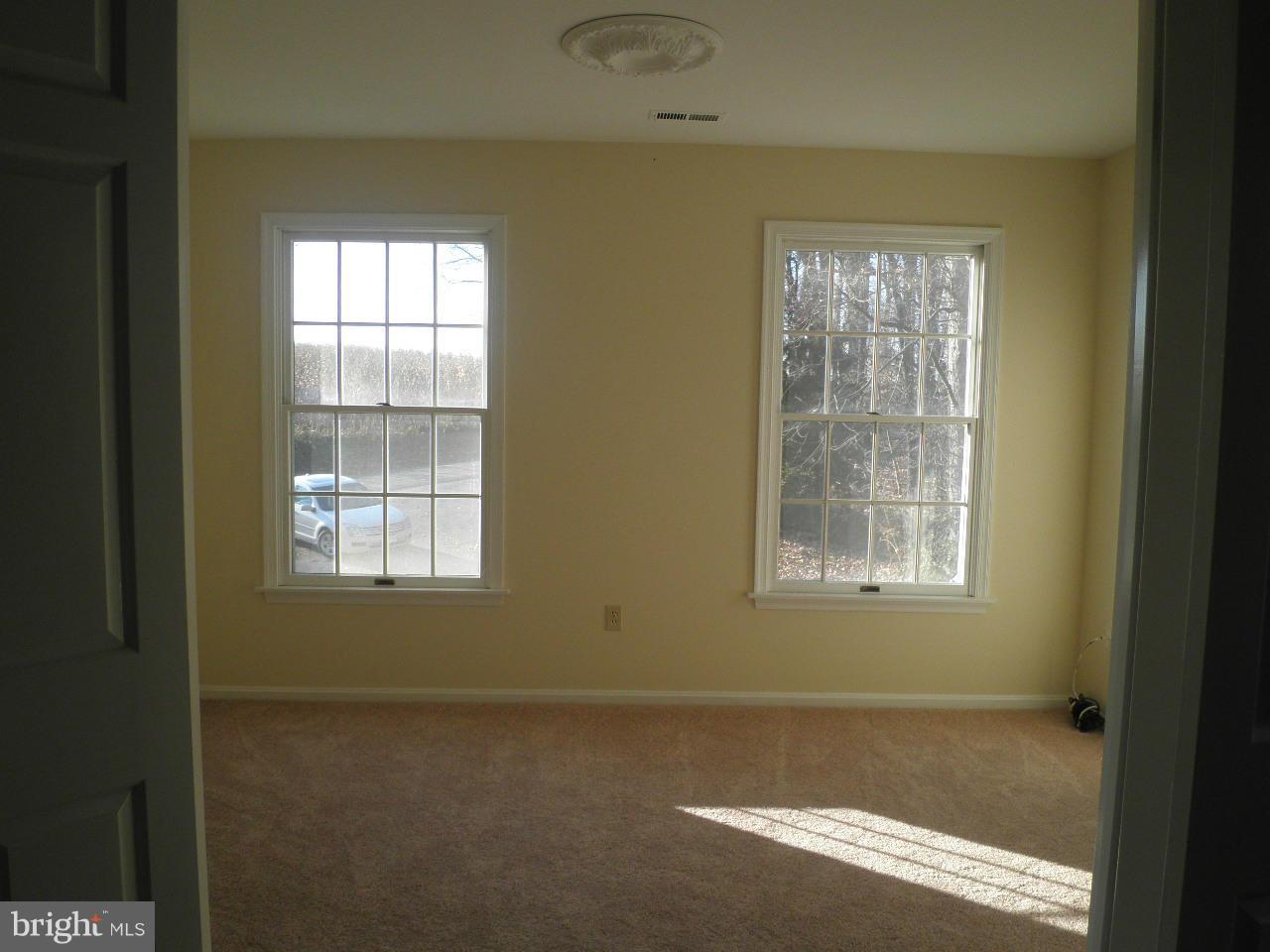 8019 Chestnut Grove Road Frederick, MD 21701 - Photo 22 of 28 Interior (General)